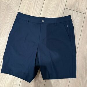 Lululemon Commission Flat FrontShort Slim *Warpstreme 9"
True Navy Men’s Size 32